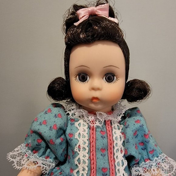 Vintage Madame Alexander Doll 8" Beth - Little Women - Picture 2 of 10